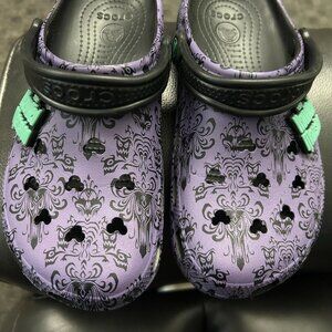 Disney Haunted Mansion Gothic Old Wallpaper Purple Classic Crocs Adult 7M/9W